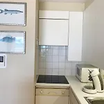 Beachside With Views Apartman