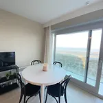 Apartman Beachside With Views