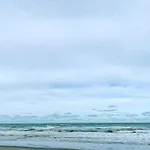 Beachside With Views *