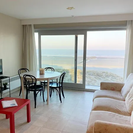 Apartment Seawind 502 Right On The *